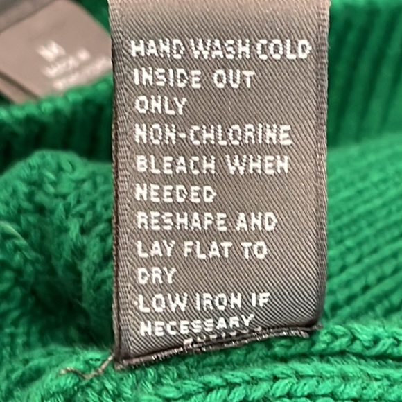 Chaus Cable Knit V-Neck Green Sweater - Picture 9 of 9